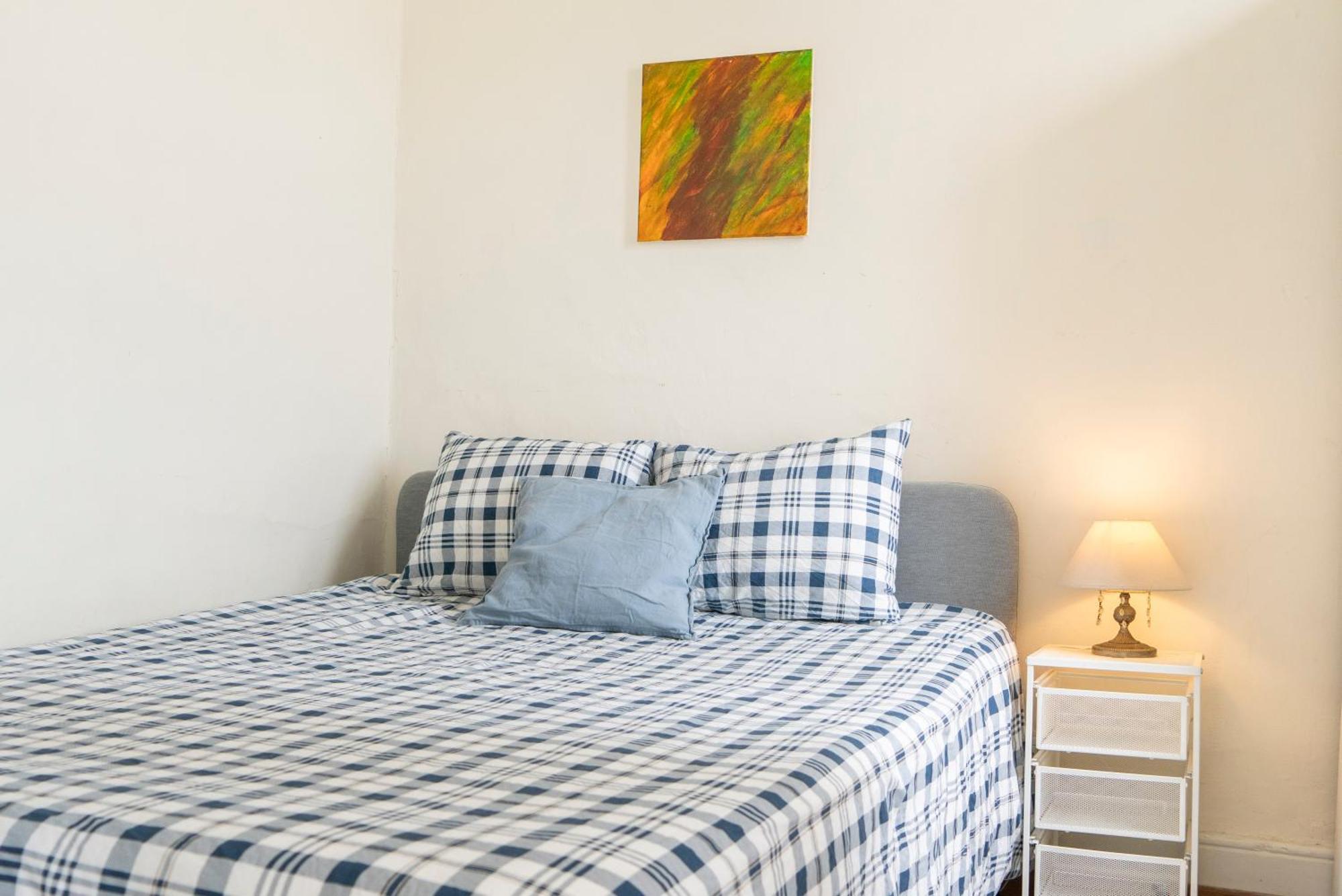 Growth House Bed & Breakfast Porto Exterior photo